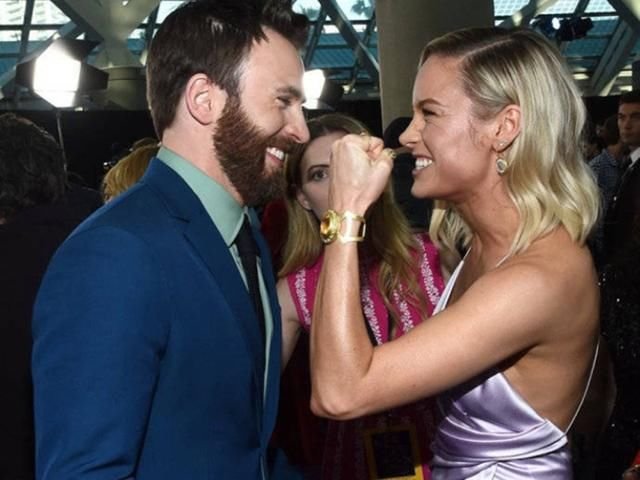 你以为只有灭霸有无限宝石,惊奇队长和黑寡妇