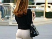 绝对的华丽的尖头细跟，很显年轻很百搭，让你各种场合都能驾驭