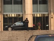 城市生活再精彩，5类农民也会被淘汰回农村，想留下难，希望没你