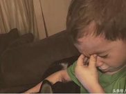 老人揭骗局遭暴打，为什么围观群众无一人发声