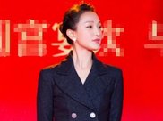 尖头鞋遇上高跟，玩转出清新优雅风