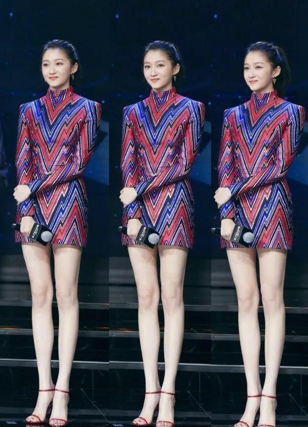 关晓彤鹿晗一见面就格斗?说好的甜蜜呢!