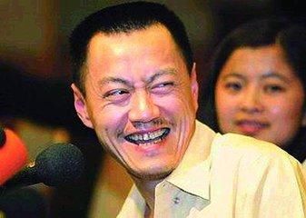 网络歌曲的鼻祖级人物,雪村才是帅哥最后的归