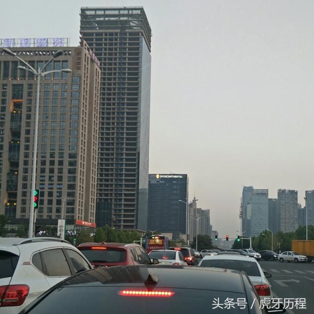 摩旅穷游，一个广东人骑摩托车走84天横跨14省，行程15164公里！