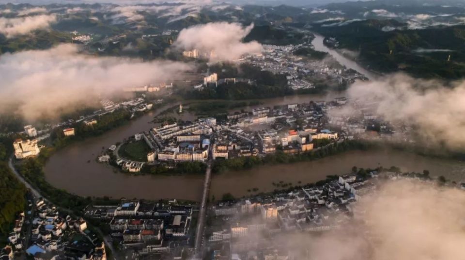 强暴雨后的婺源,遭百年不遇洪水居然还这么美!