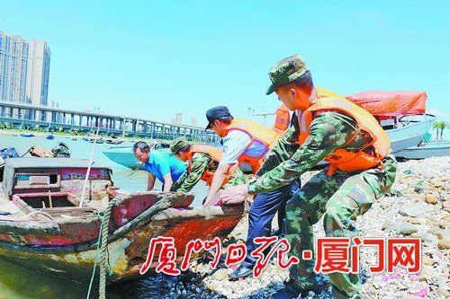 厦门部署防御2018年8号台风玛莉亚工作:紧急