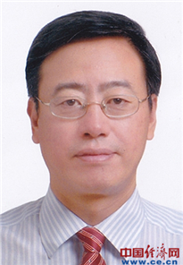 42岁上海浦东新区副区长陈希调任海南省商务