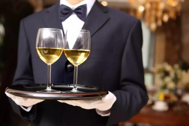 酒店管理优秀的酒店总经理每天应该做什么?