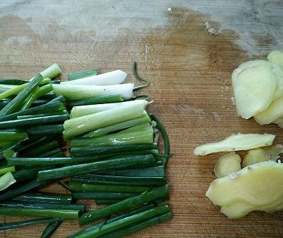#硬核小吃制作人#黑胡椒闷鸭爪沙县菜谱炒米粉的热量图片