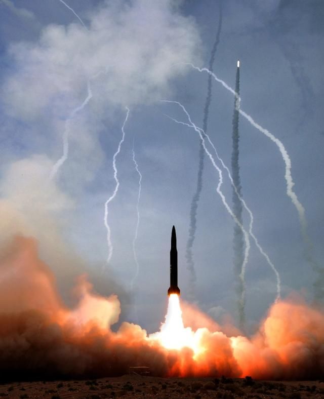 官媒:西北反导雷达基地首次曝光,网友:求印度心