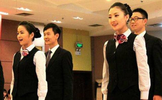 如果马云将资产存进银行，一天能赚多少钱？