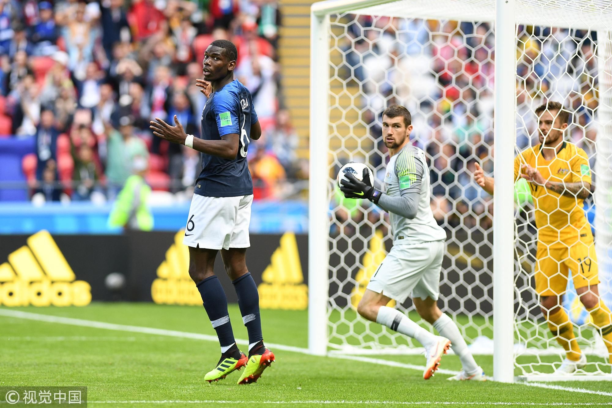 VAR完成首次改判 法国力克澳大利亚