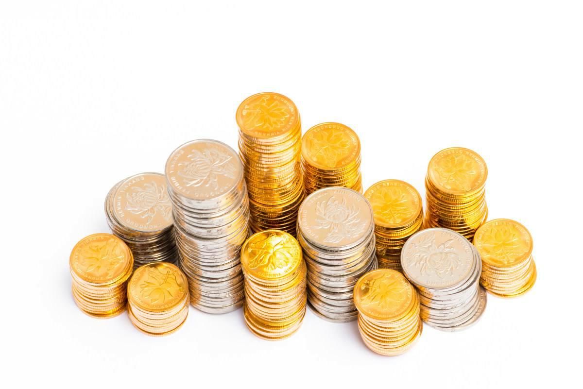 PCE吹响“超级周”号角 黄金能否厚积薄发