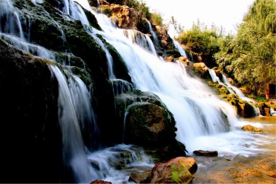 山东也有一个瀑布群，那里还被称为“北方的九寨沟”，你知道吗?