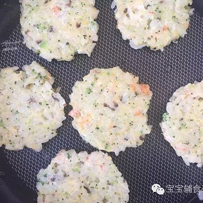 虾仁西兰花香菇米饼