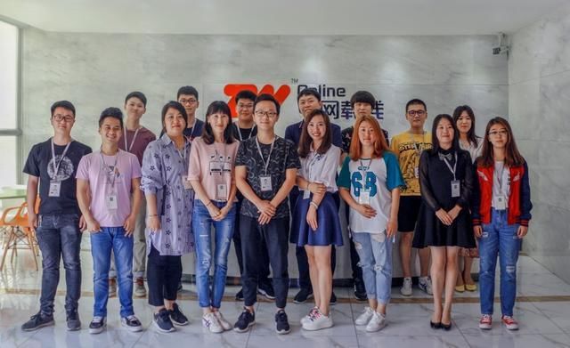 商机头条:全网首个区块链资讯聚合社区 月注册