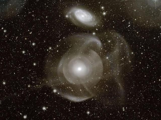 星系 NGC 474的壳和恒星流你观测过吗