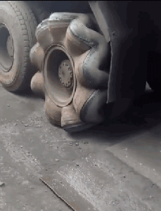 兄弟,不是我挑拨你们夫妻感情,听哥话,赶紧离婚吧