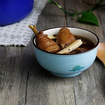 椰子炖鸡汤拜鸡年