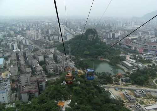 柳州鱼峰山，“壶城”美景尽收眼底！