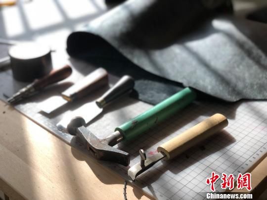 无锡90后手工艺人的春节订单