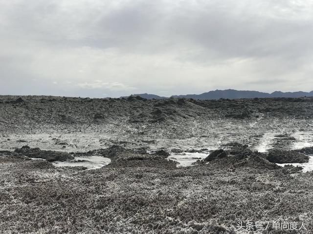 DAY16敦煌：穿越当金山无人区，抵达敦煌，沙漠露营