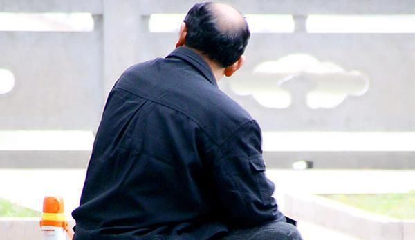 入伏后,中年人若做到“不睡三觉”、“三饭不吃”,苦夏或也不苦 澳门葡京真人网站