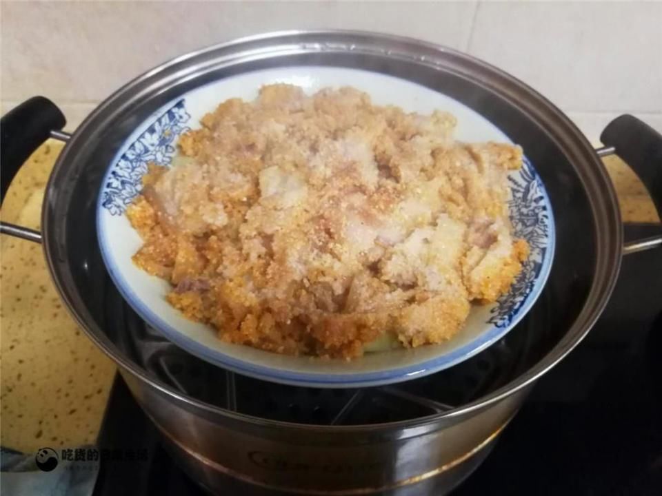 老人孩子都爱吃的特色蒸菜，肥而不腻让人回味无穷，团年饭必备