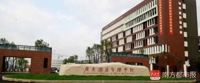 吸烟学生入学前请戒烟!东莞最年轻高校致力打