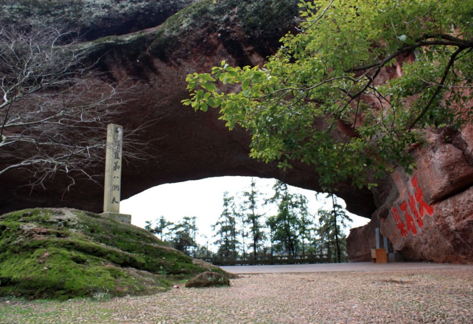 中国最“傻”的旅游城市，景点全免费!商家:我们反而赚得更多!