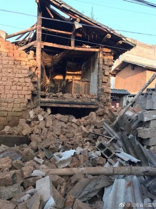 云南通海地震 这张现场照片却刷屏网络