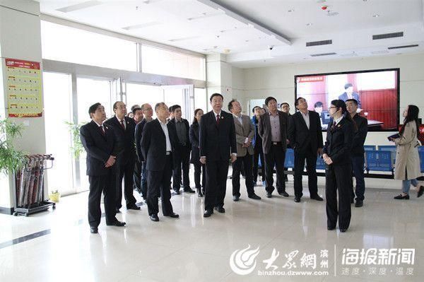 市检察院举办检察开放日活动 省市劳模等20人