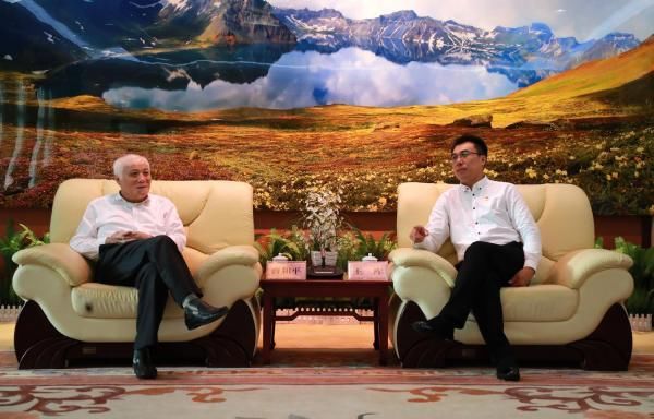 王库会见欧亚集团董事长曹和平一行