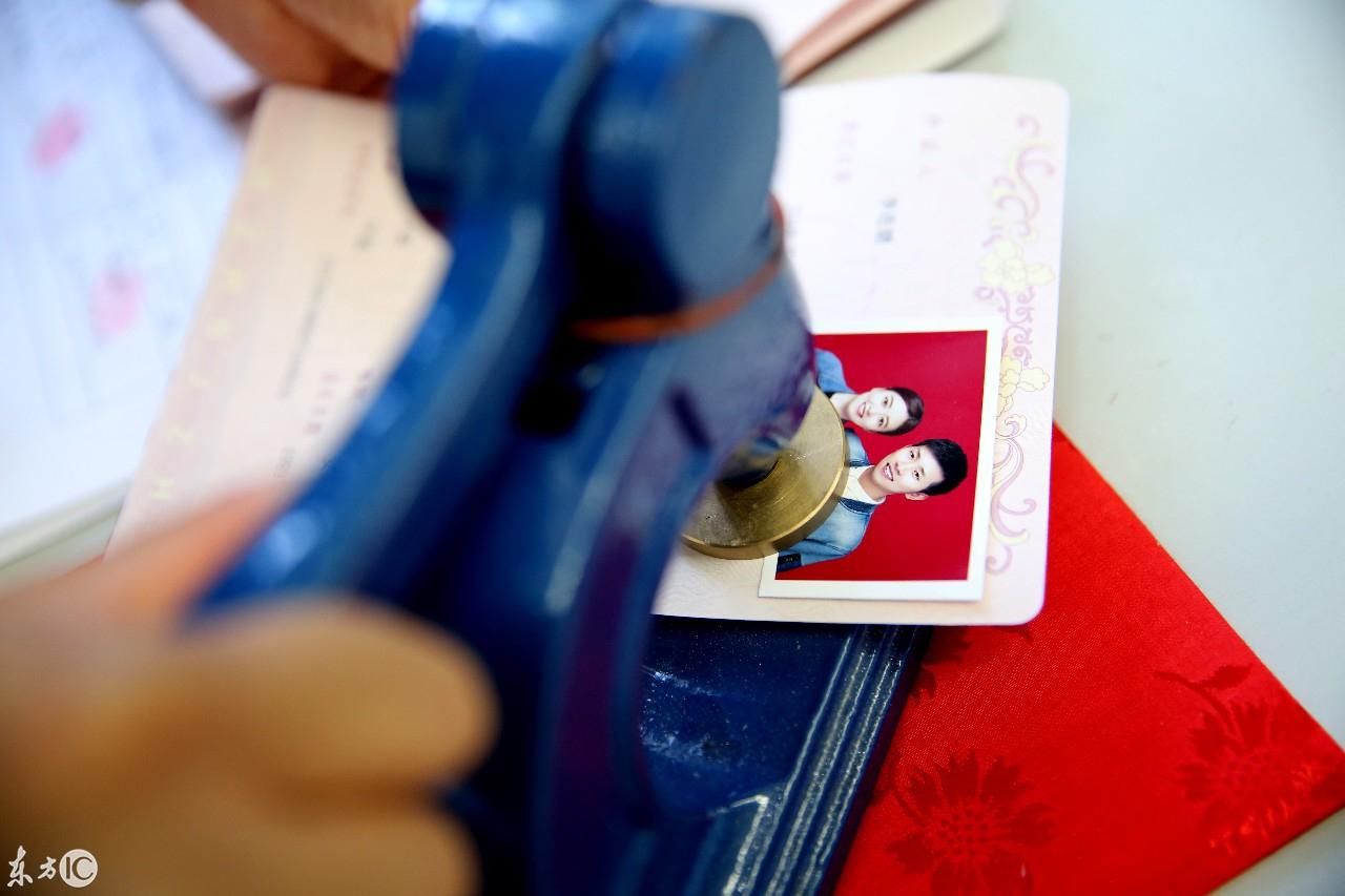 好消息!沈阳的美女帅哥办理结婚证的日子随便