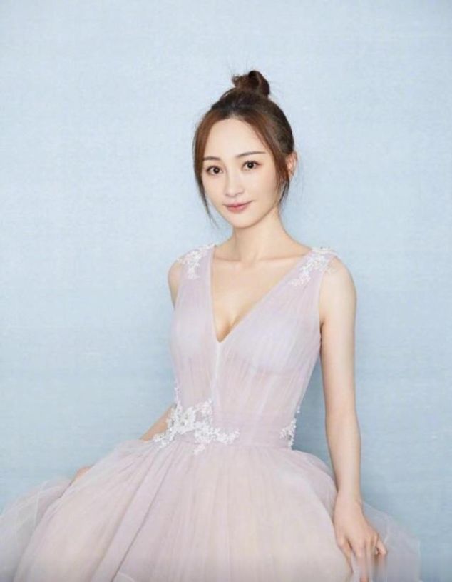 懒理文章离婚,姚笛不惧酷暑坚持室外拍戏多时,被赞很敬业 bbin波音宝盈