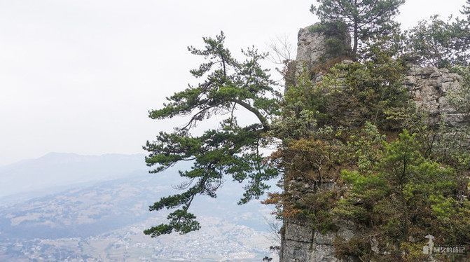 恩施有一个能上天入地的“王者峡谷”，堪比美国科罗拉多大峡谷