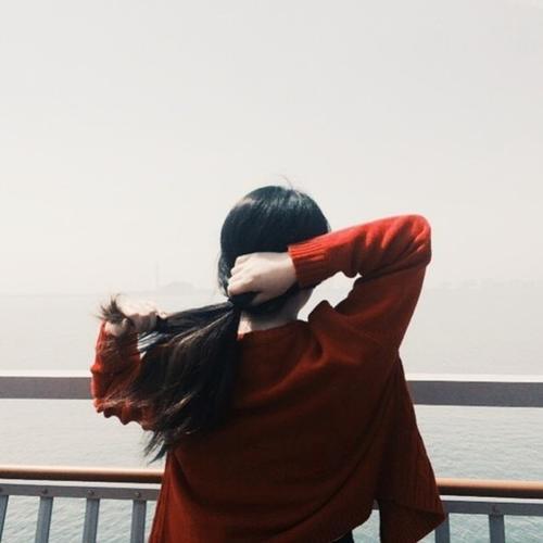 情商高的女生不会发这3条朋友圈的,尤其第二种