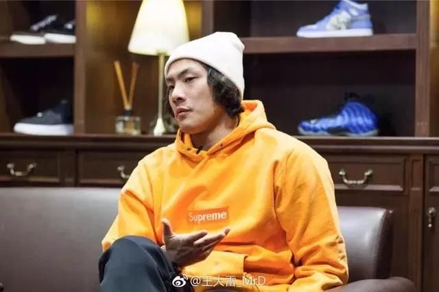 曾诚和颜骏凌同时掉水里先救谁?王大雷的回答