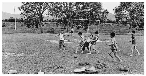 中国城市历史回顾，1980年的广东梅州老照片，带你看看以前的梅州