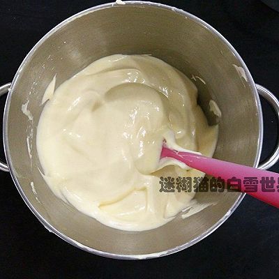 巧克力花纹蛋糕卷