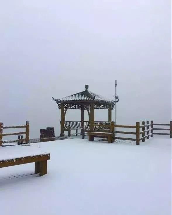 这是贵州最全的冰雪景观！美得有点猝不及防……