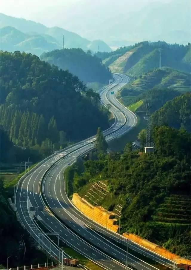 除了川藏线，国内还有这10条绝美公路
