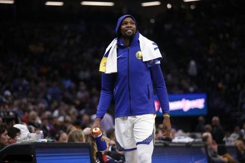 真香?KD:别看联盟投三分球数量暴增,我宁愿在