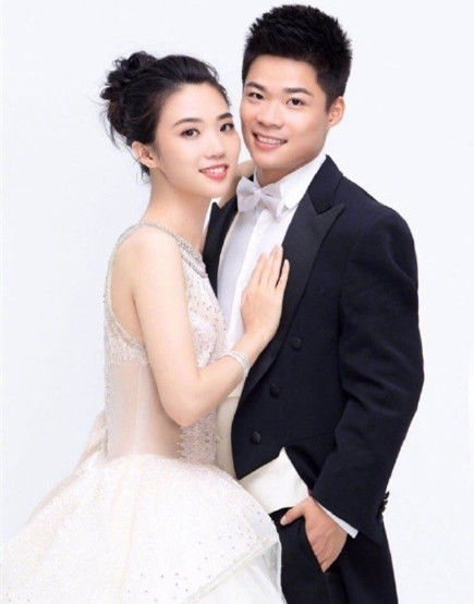 苏炳添与妻子林艳芳:小学同学,相识16年,拍拖8