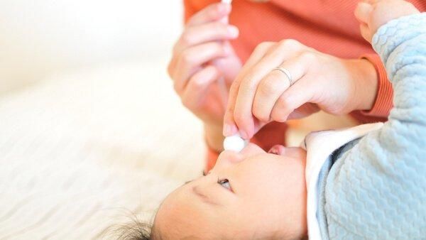 新生宝宝为什么总流鼻涕？宝宝鼻塞，妈妈试试这6招