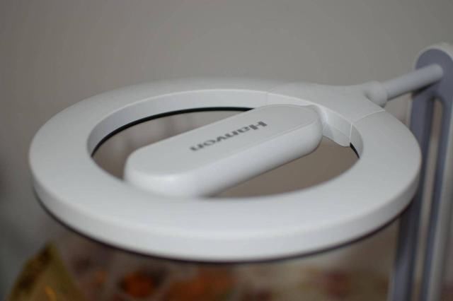 汉王智能学习灯:不仅仅是护眼,更关注孩子的学