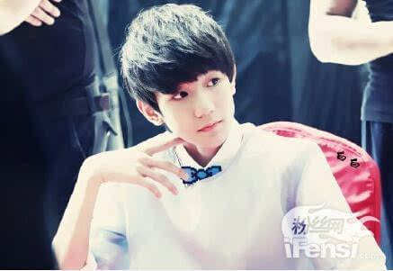 刚哥王源又有新外号 特别会生火所以叫红孩儿