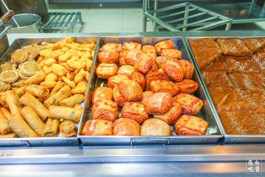 看看别人家学校的饭堂:广东金融学院!