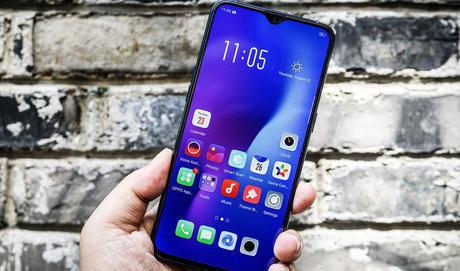 一加新机采用骁龙845处理器+水滴屏+91%屏占