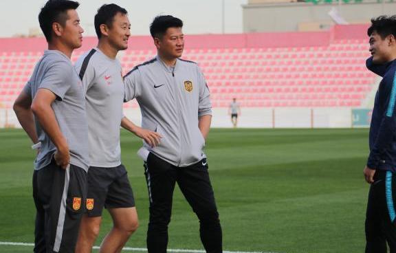 希丁克国奥将迎强援助阵,苏宁新星前来探班,有